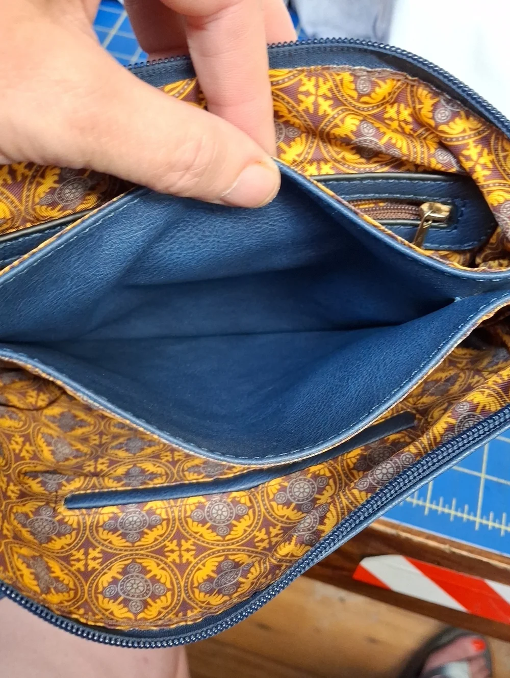 Blue Crossbody Shoulder Bag Multi Pockets Gold Hardware Preloved 10x1x1